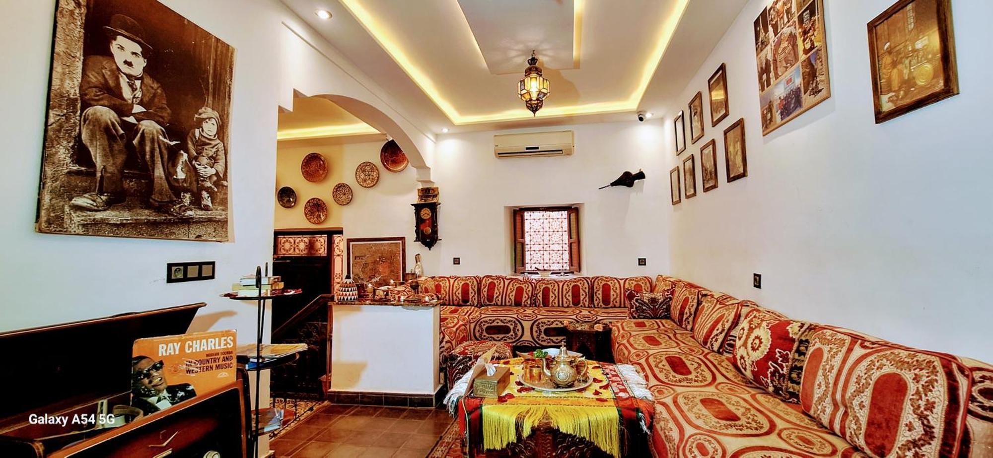 Hostel Dar Ben Youssef มาร์ราเกช ภายนอก รูปภาพ